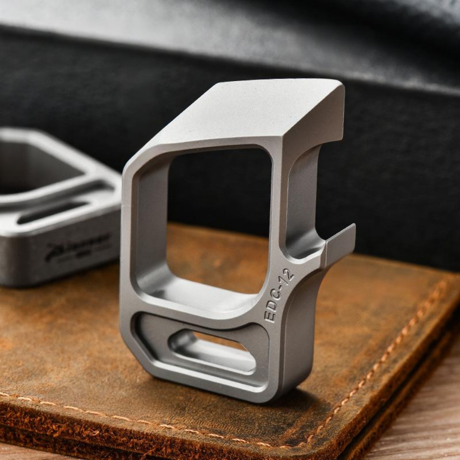 Titanium Alloy EDC Pry Bar Mutli Tool Bottle Opener Keychain Outdoor Gear