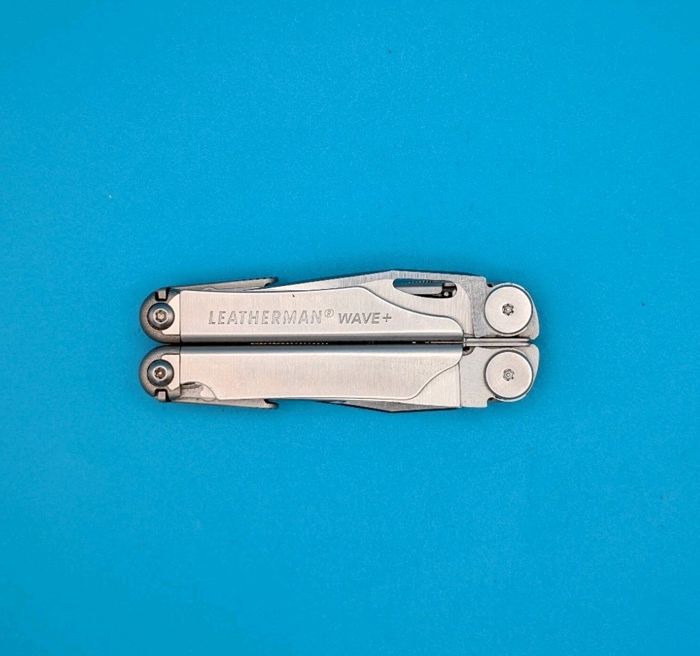 Leatherman Wave Plus + Multi-Tool! FAST SHIPPING! EXCELLENT