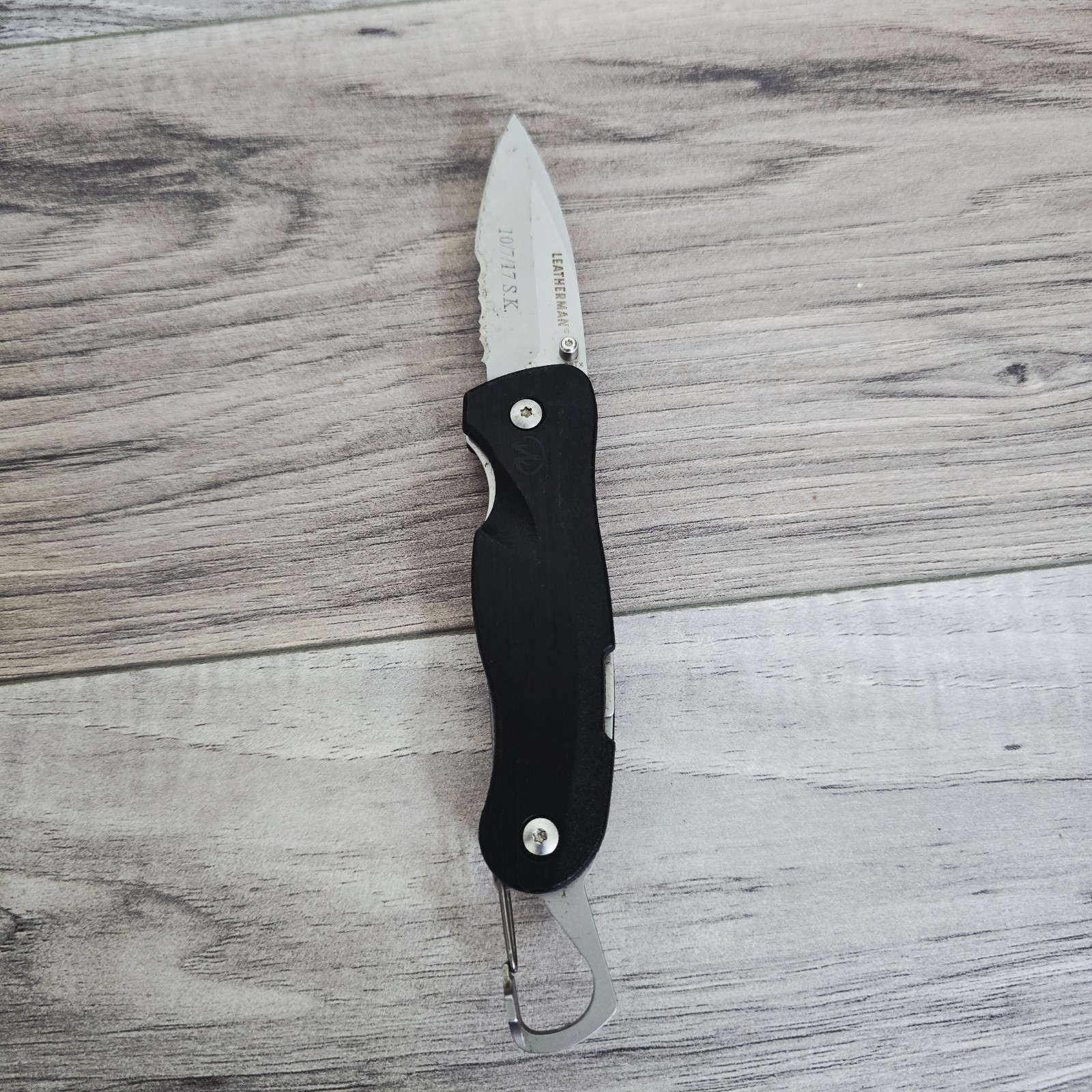 Leatherman Retired Crater C33Tx Black Folding Pocket Knife Rare Customized