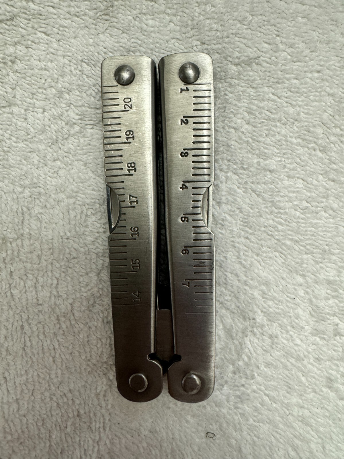Winchester Multi Tool Black Grip Pliers Files Combination Blade Screw Driver