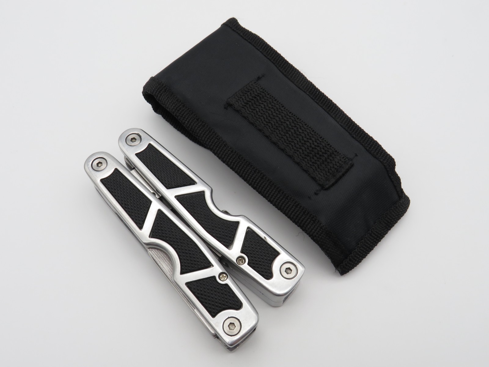Multitool with Case Collectible EDC Tool Tool Outdoor Knife with Pliers