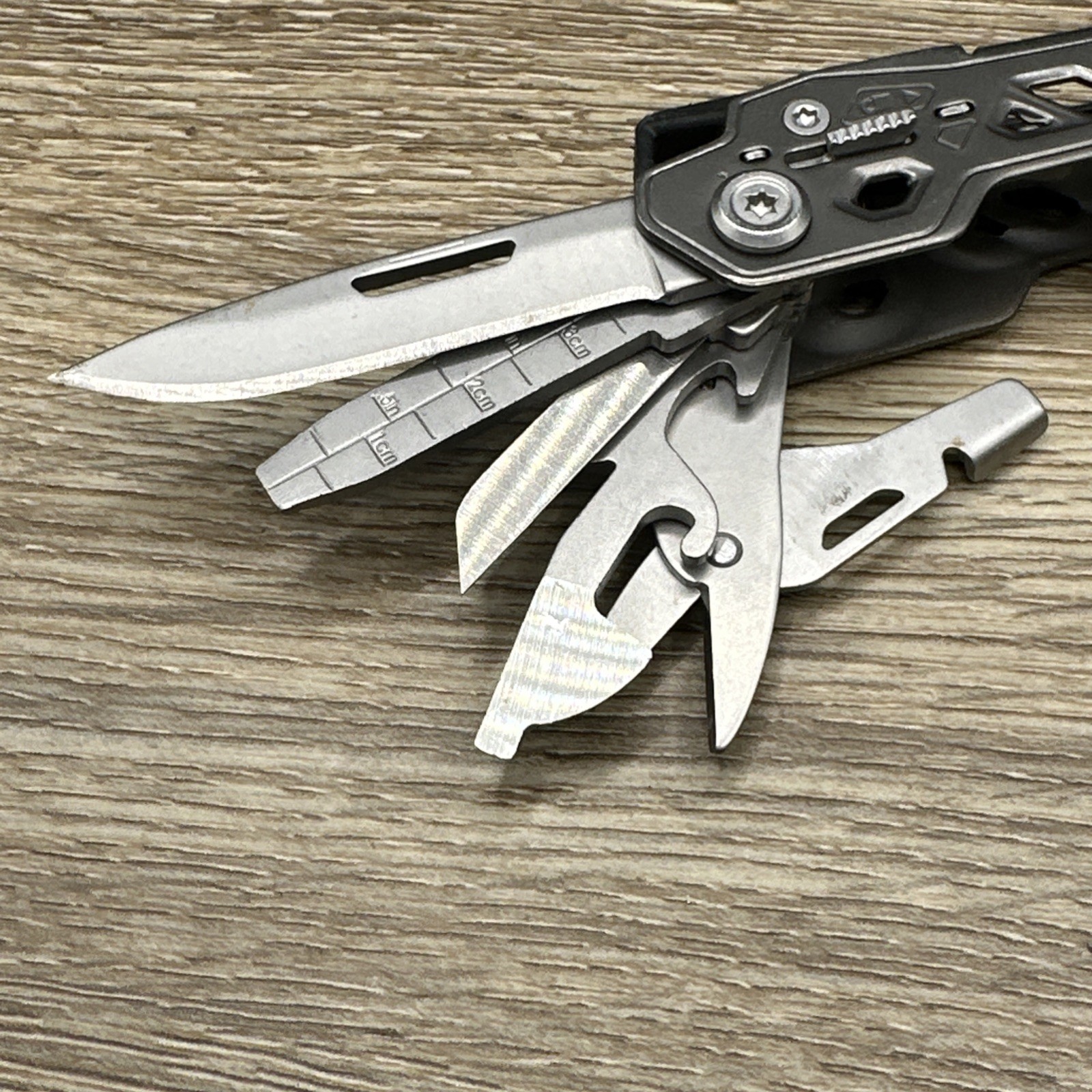 Gerber Truss Multi-Tool Pliers Knife Folding EDC FAST SHIPPING!