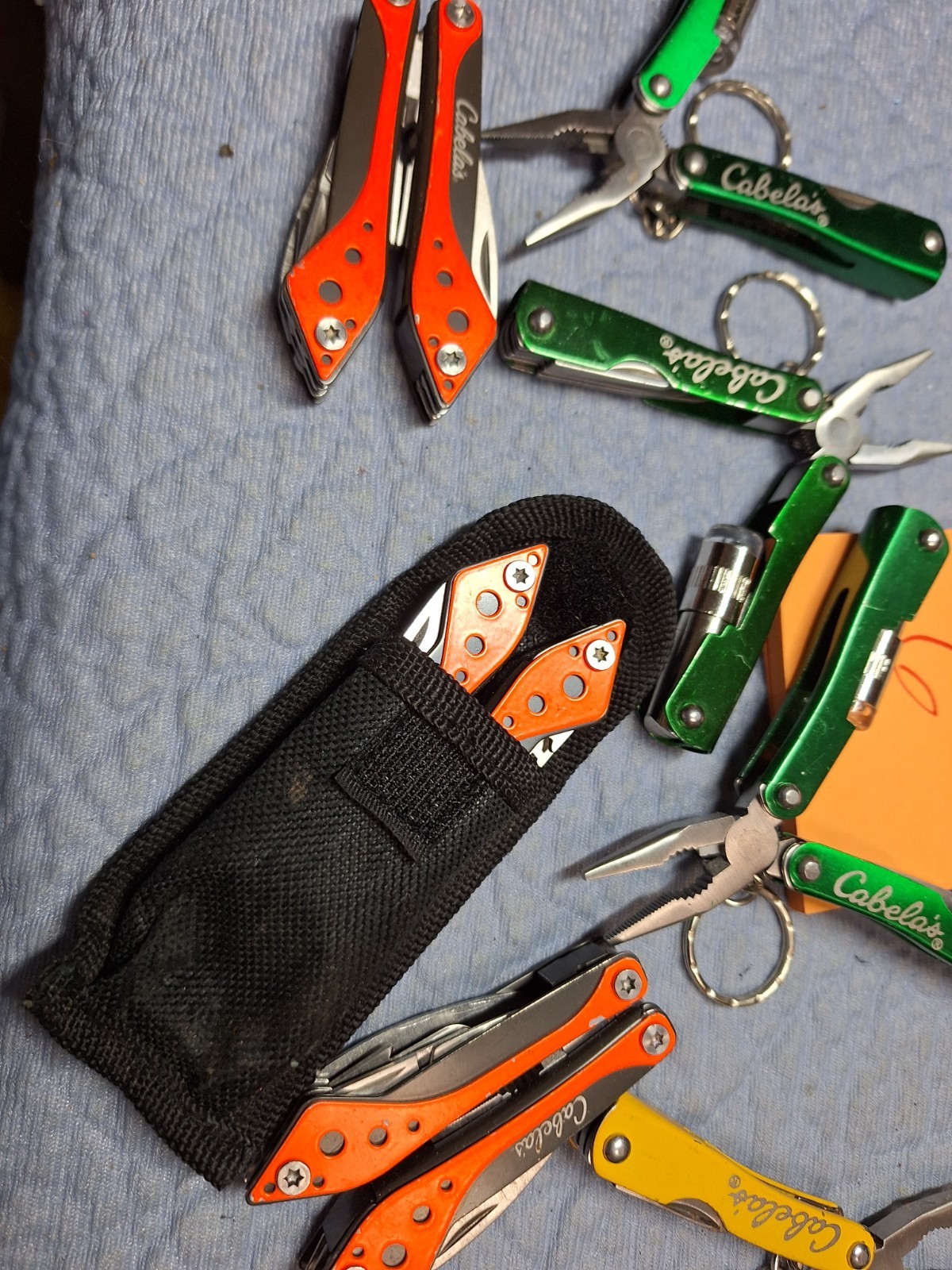 7 Cabela’s Multi tool Pliers AIRPORT CONFISCATION GIFTS LOC .6