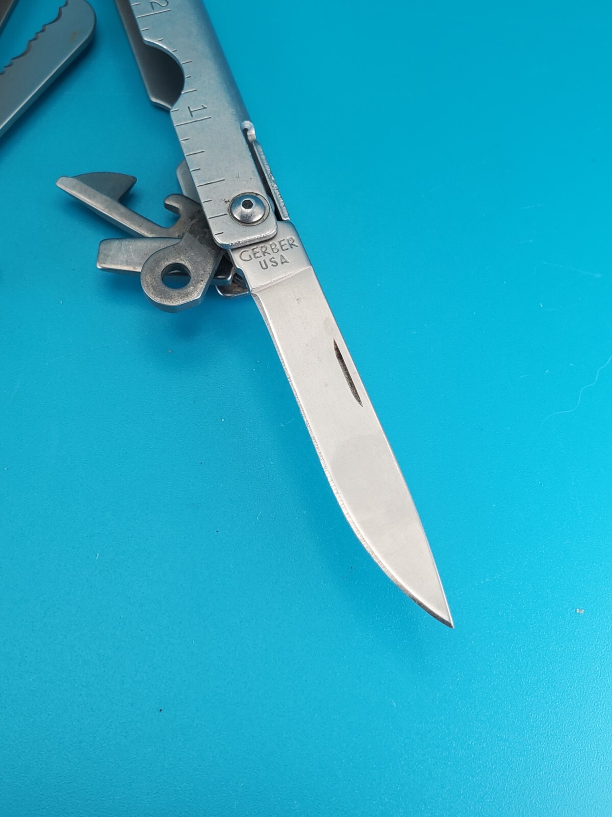 Gerber Vintage Stainless Steel Bluntnose MP400 Multi-Tool!