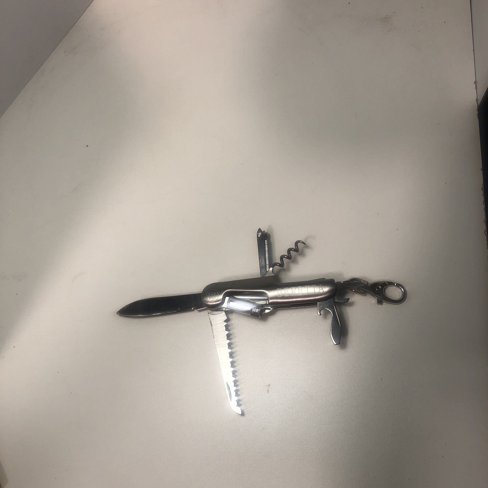 Beretta Multi-Tool Pocket Tool with LED JK81OAO2 W/Belt Sheath *READ*