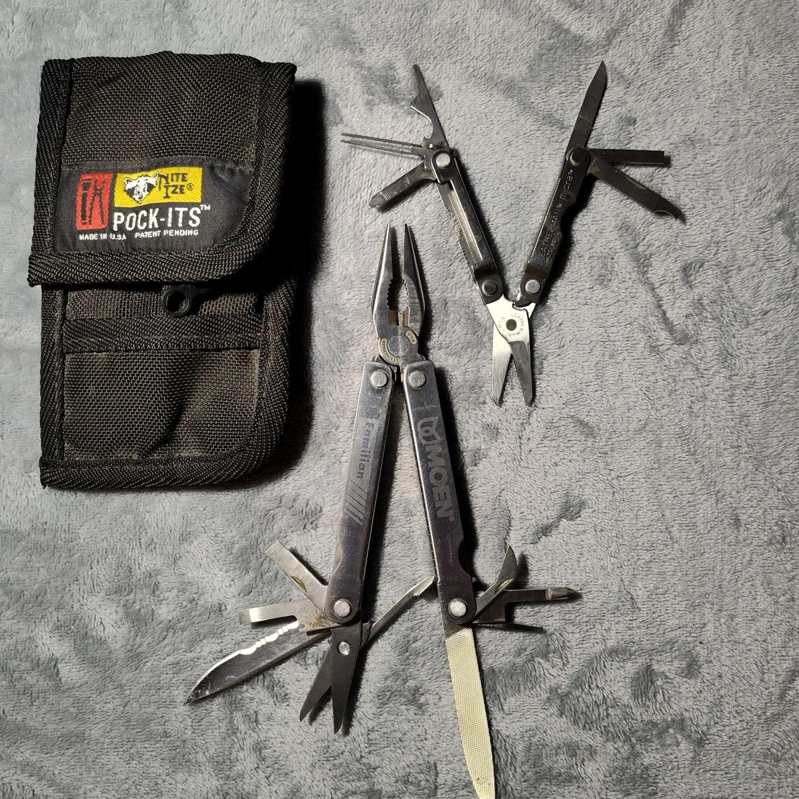 Leatherman PST Micra Multi Tool Set Pliers Knife Scissors W/ Pock-Its Sheath
