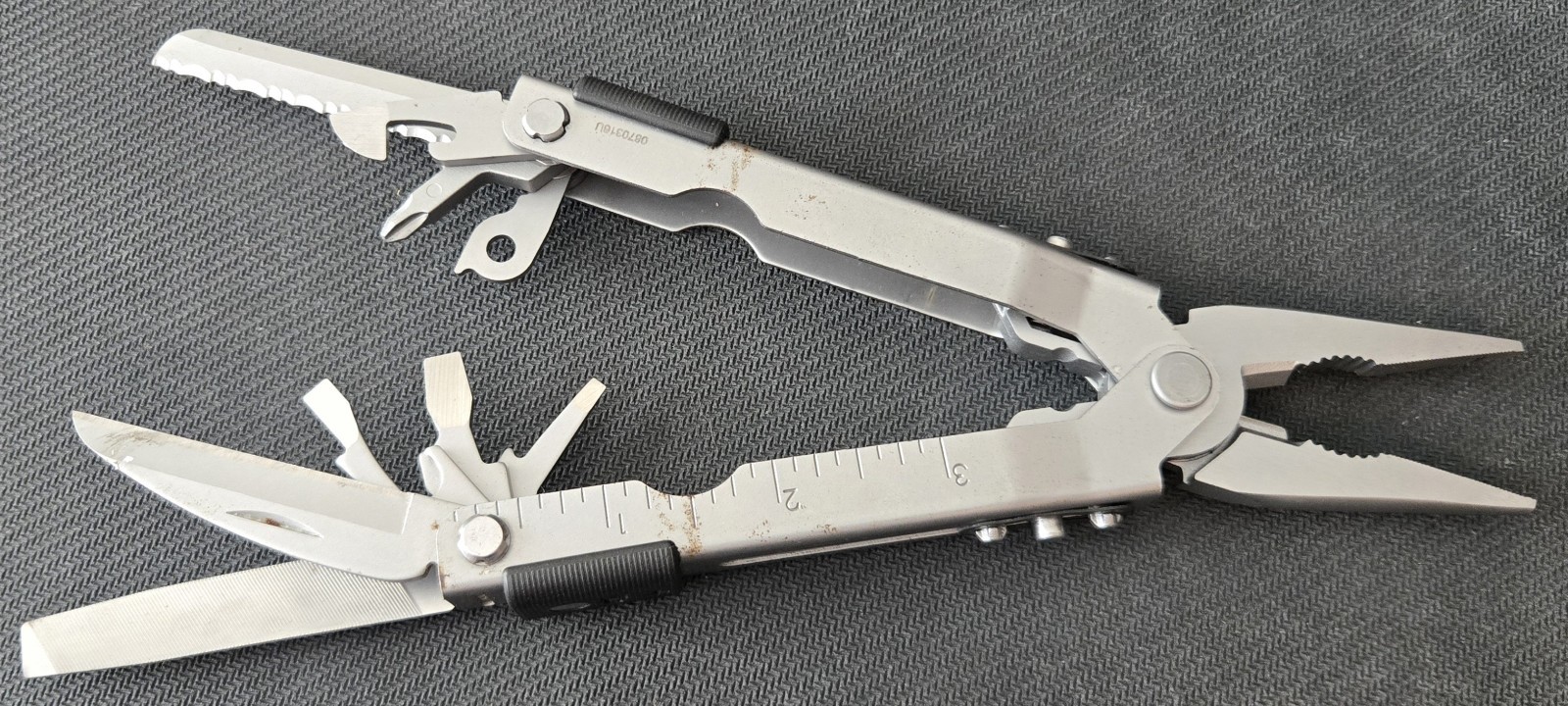 Gerber Multi-Plier 600 MP 600 ProScout Double Blade Carbide Multi Tool