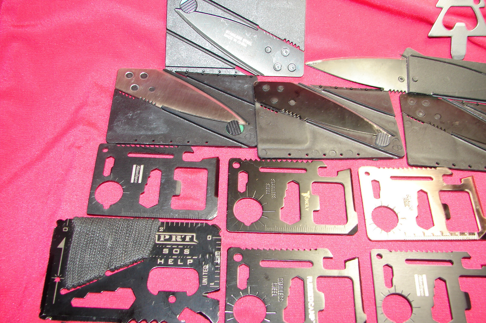 Wallet Multitool,20,Multipurpose Pocket Survival Tool.11+ Function Knife,Camping