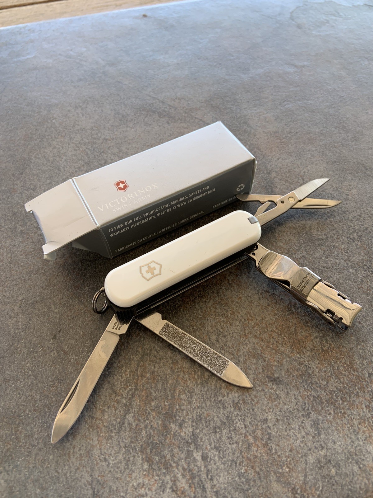 Victorinox Nail Clip 580 Swiss Made Multi-Tool with Nail File, clippers, NIB