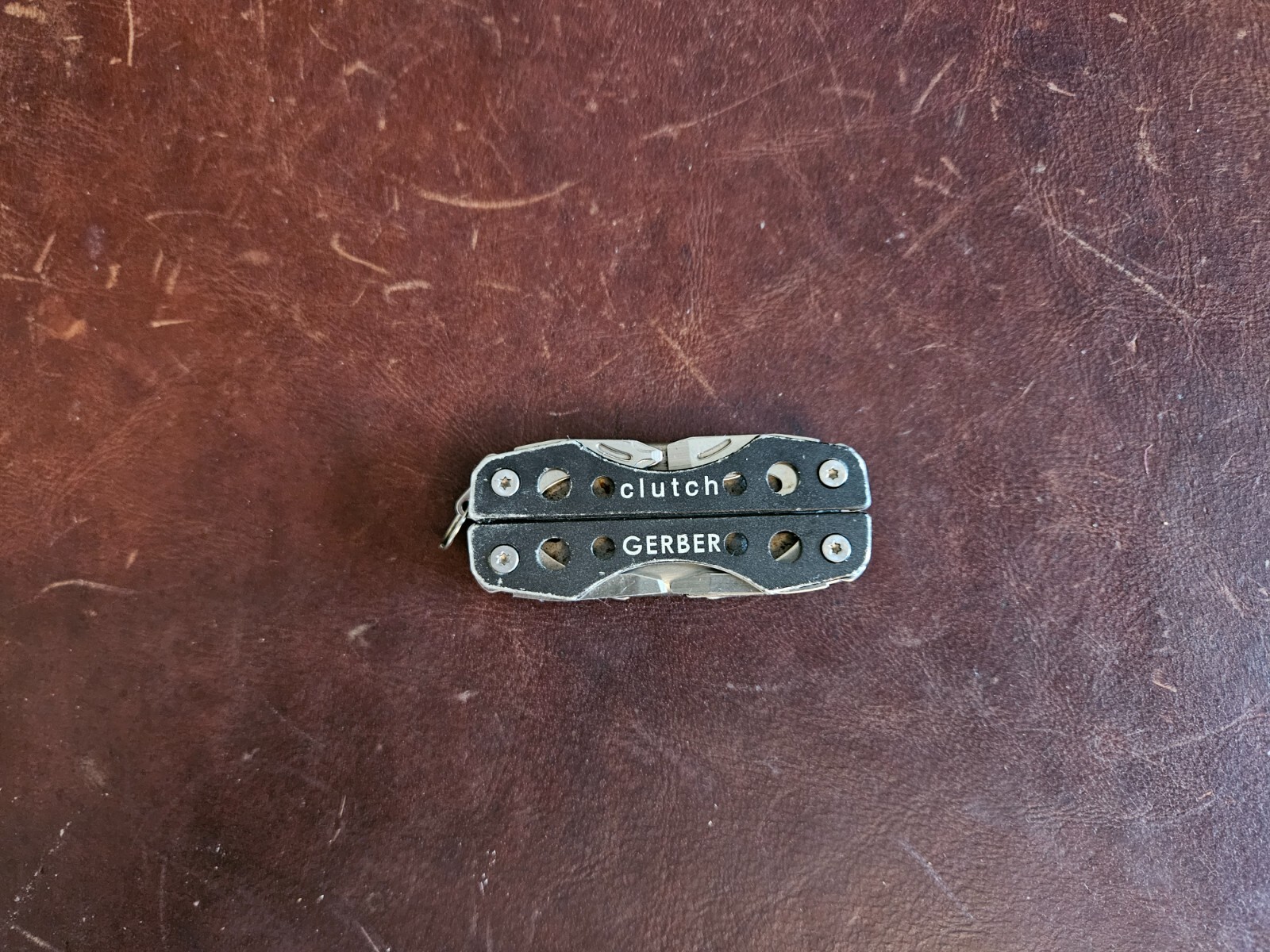 One Gerber Clutch Mini Multi Tool Pliers TSA