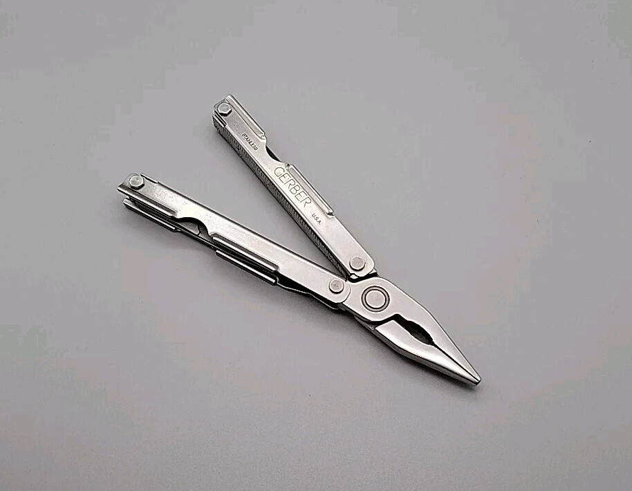 Gerber USA Military Provisional Multi Tool – Early 1990’s – Silver