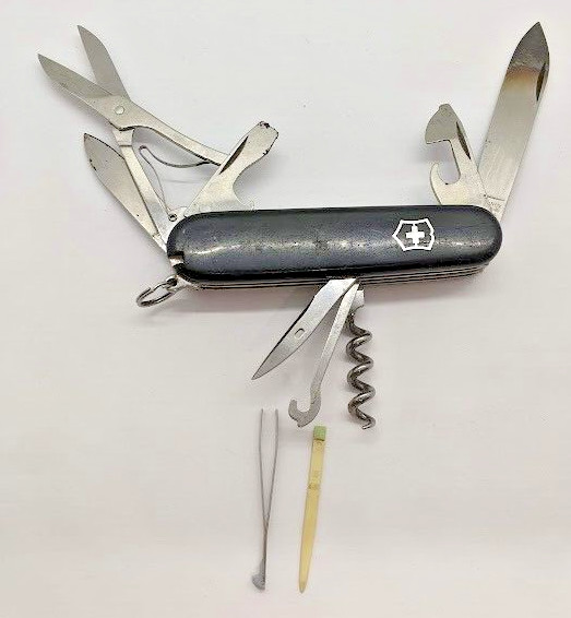 Victorinox Climber Suisse Army 91mm 3 Layer Folding Pocket Multi Tool (Black)