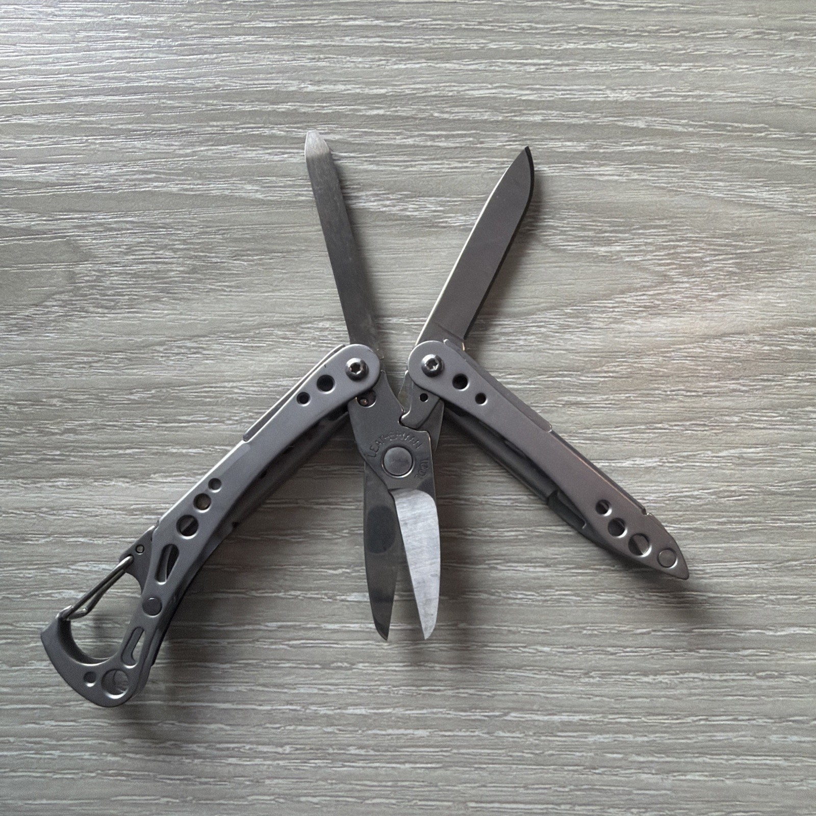 Leatherman STYLE CS Multi Tool Knife File Scissor, Tweezer, Carabiner