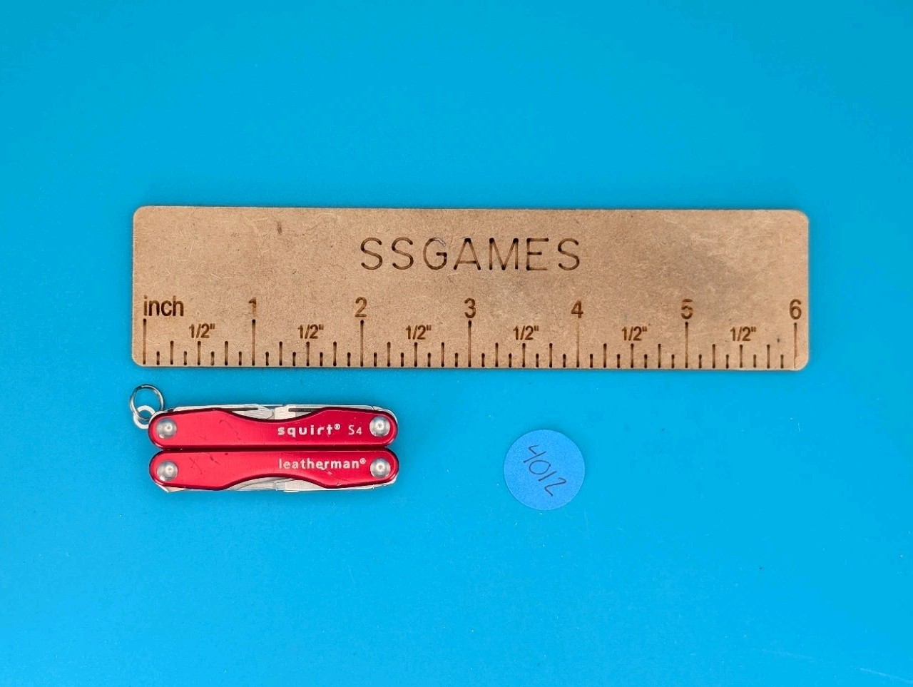 Leatherman Squirt S4 Multi-Tool, Key Ring, Retired, RED!