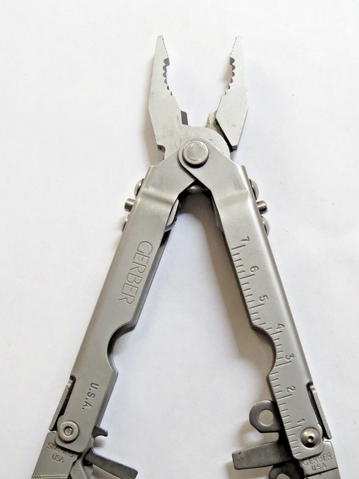 Vintage Stainless Gerber MP600 Blunt Nose Multi Plier Folding Tool No Plastic