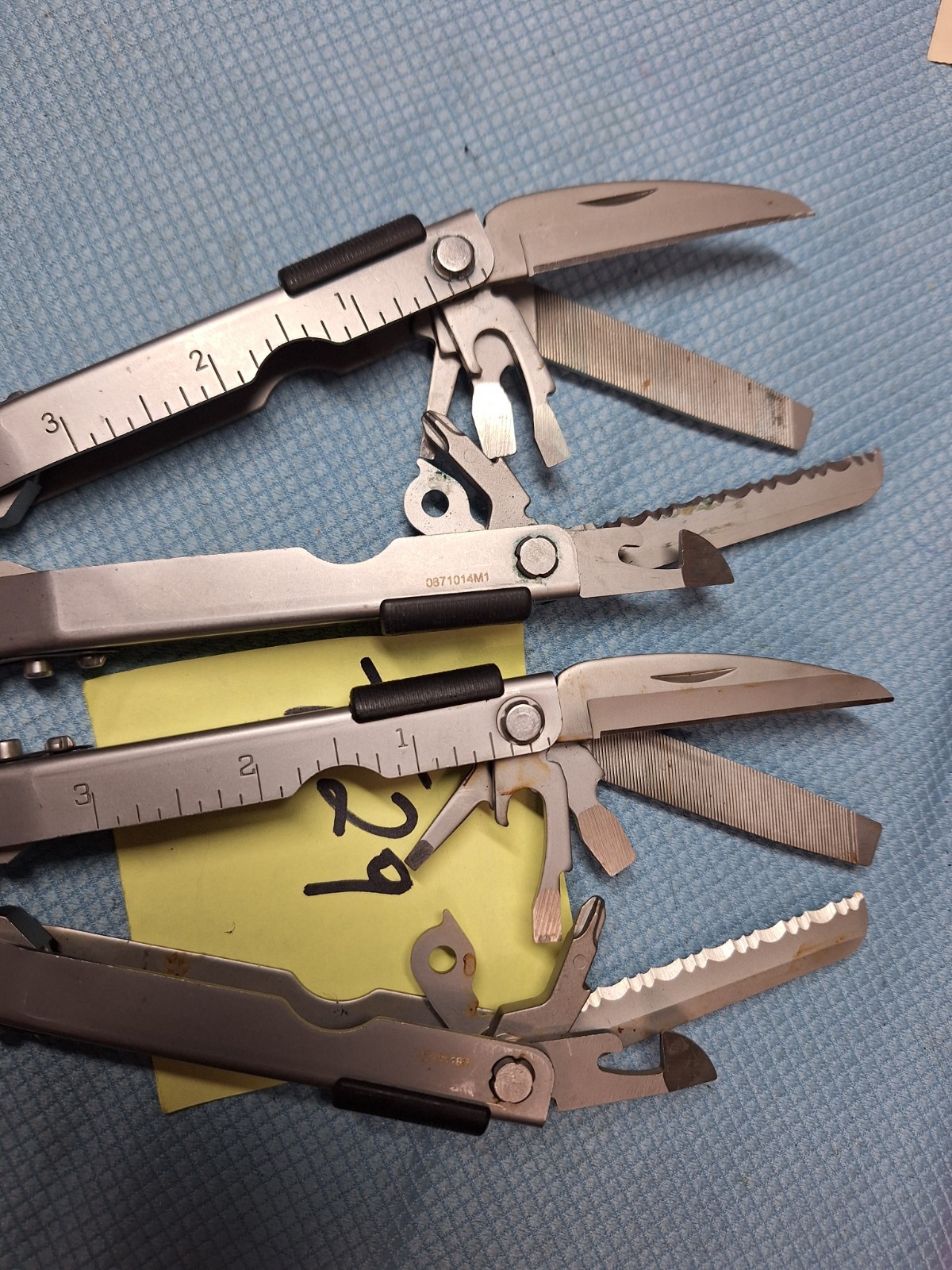 2 GERBER Blunt Nose Multi Tools EXCELLENT lot T29