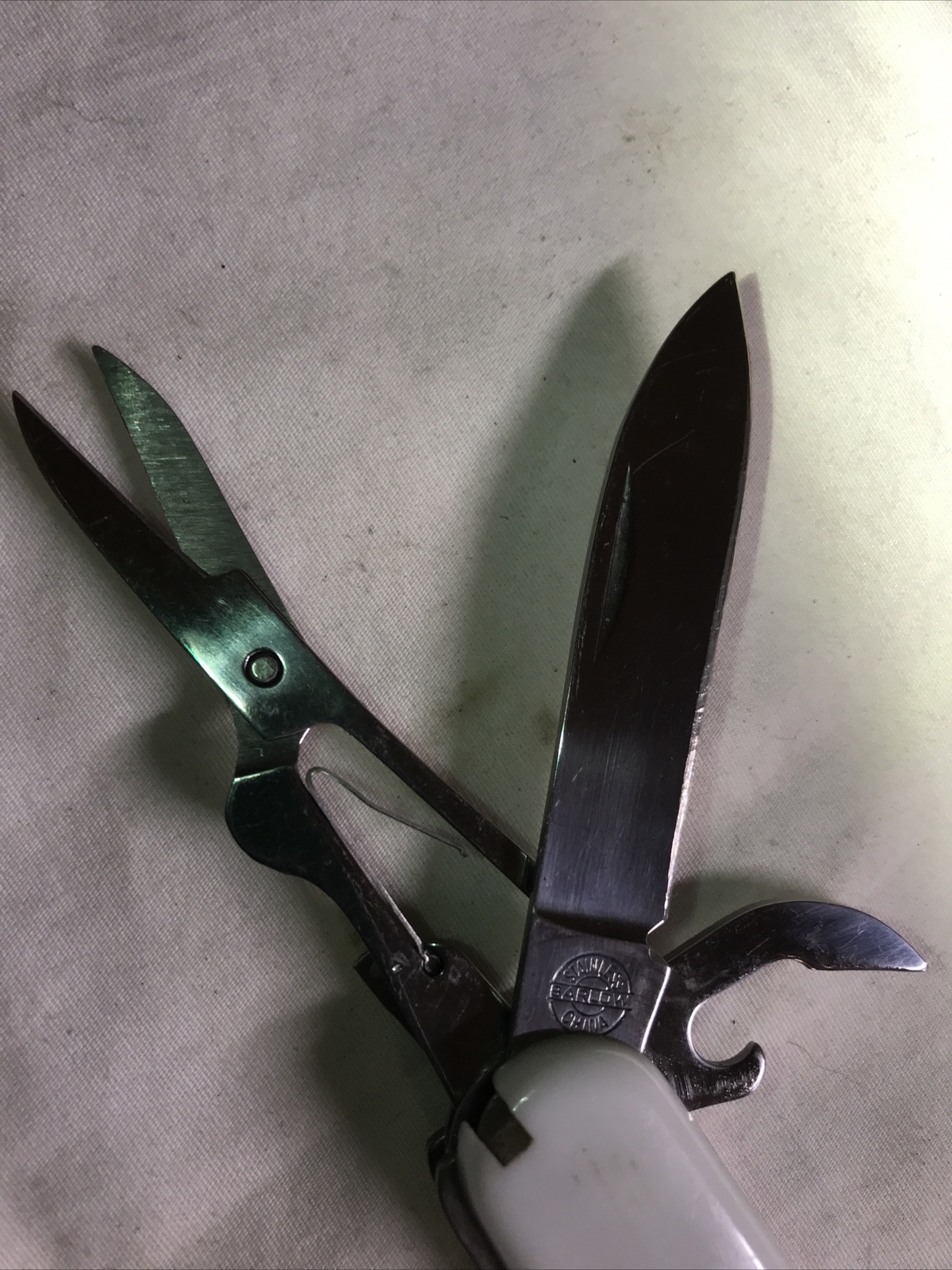 Barlow Stainless China Survival Pocket knife missing 1 Tweezer Exc Condition!!!!