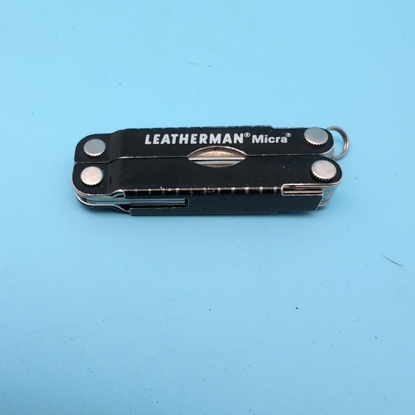 Leatherman MICRA Multi-Tool Black Scissors Knives Tweezers MORE Q66