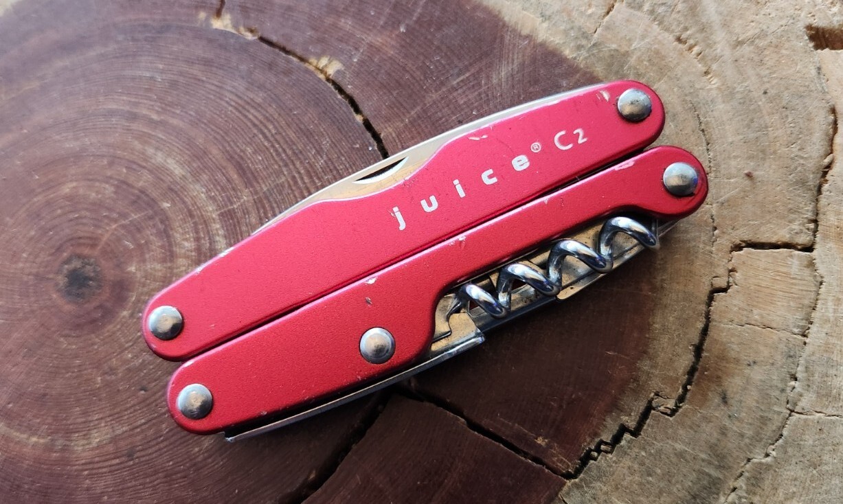 Leatherman Juice C2 Multi Tool Inferno Red Retired Vintage Preowned – Great G43