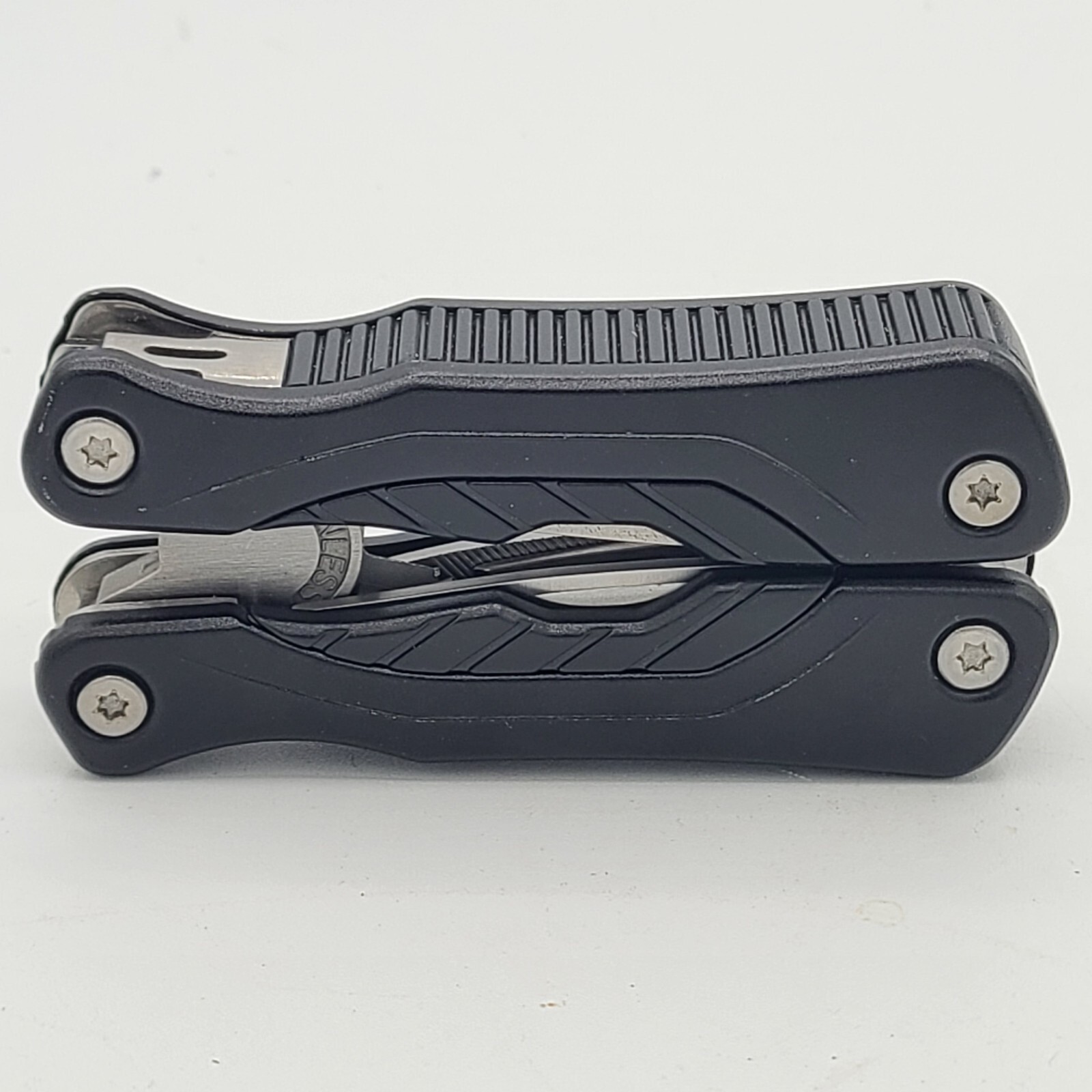 Snag Survival 16 in 1 Survival Multi Tool Black Knife Pliers File Bottle Opener