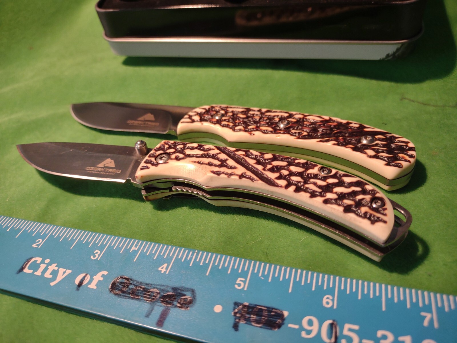 Ozark Trail 2 Piece Pocket Folding Knife Set With Collector’s Tin Box Gift