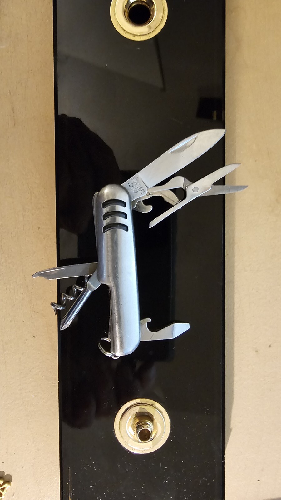 High Quality Multi-Function Knife has 7 different purpose