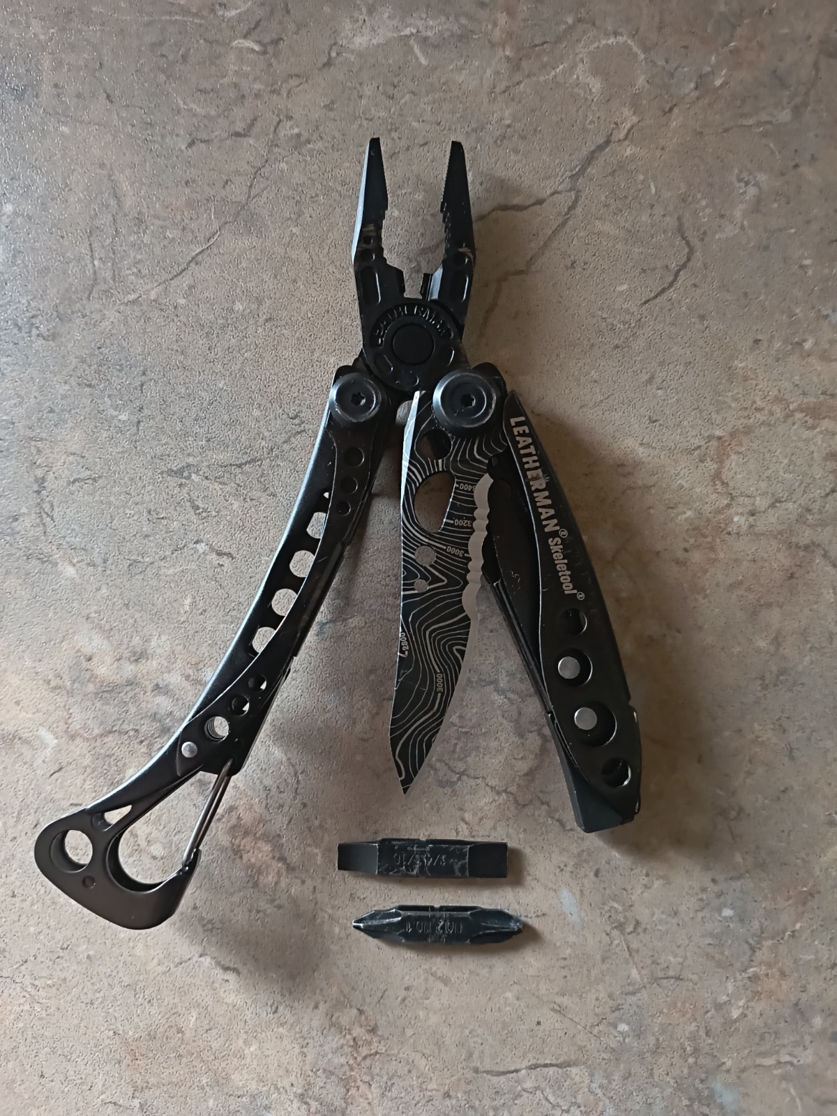 Leatherman Skeletool Multi-Tool Black Topo/Nylon Sheath