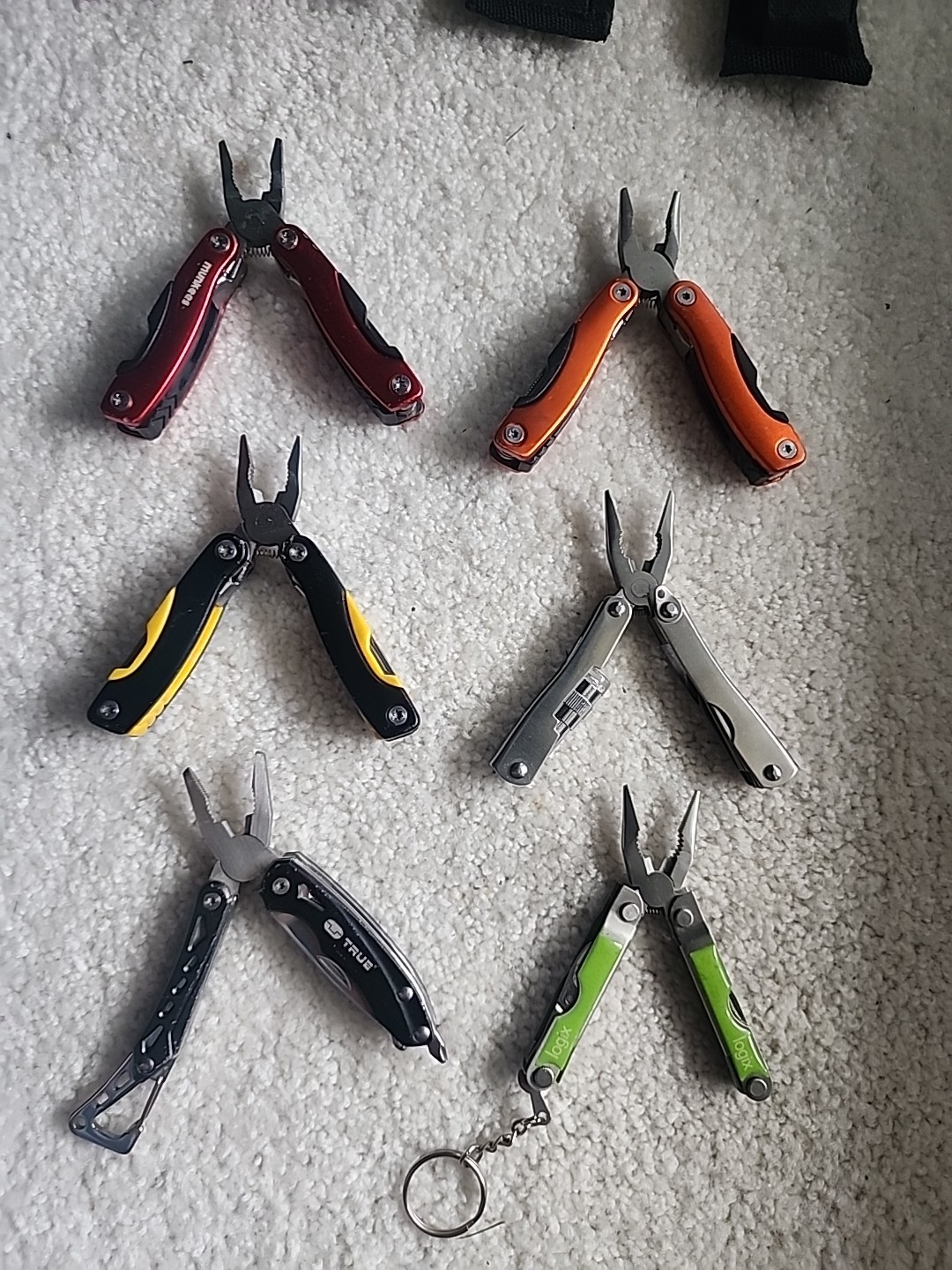 Lot Of 10 Multitool With Some Pouch (4 LG Multi, 6 S Multi, 4 LG Pouch And 4 S)