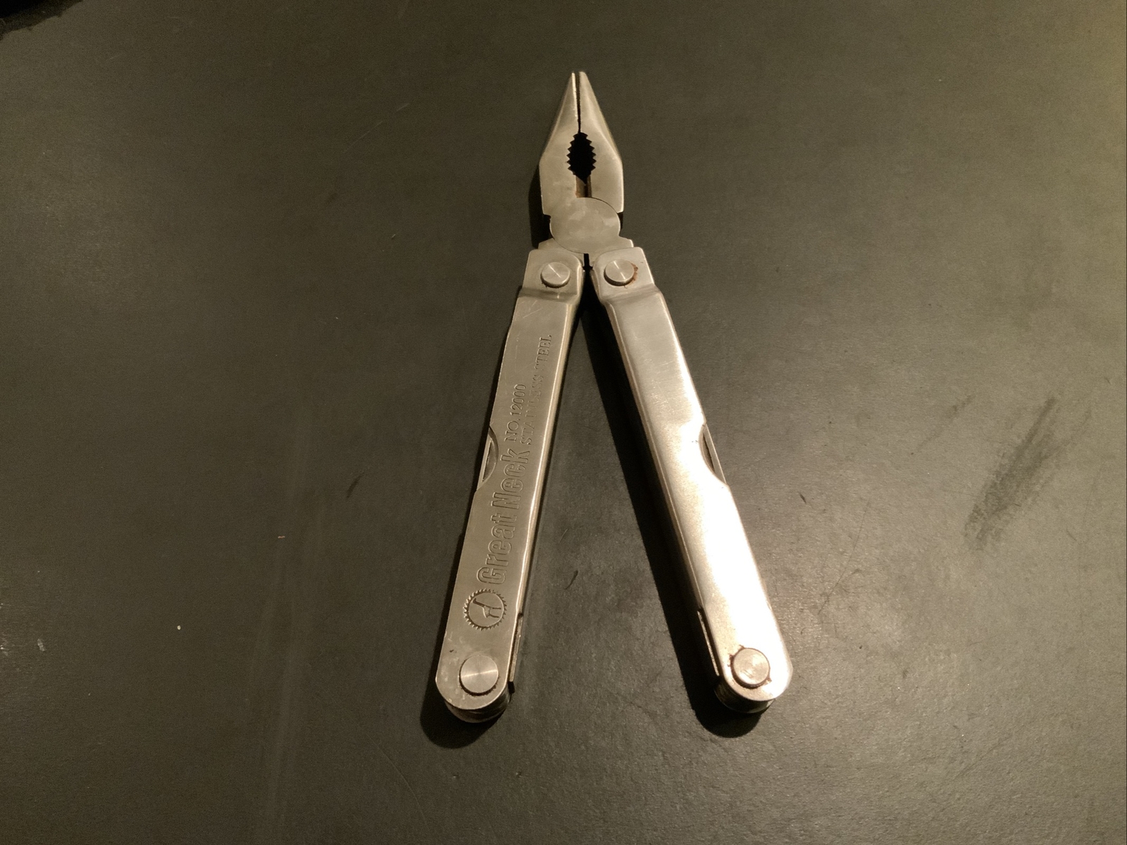 Great Neck No 12000 Stainless Steel Multi Tool Hunting Fishing Hiking w/ Pouch