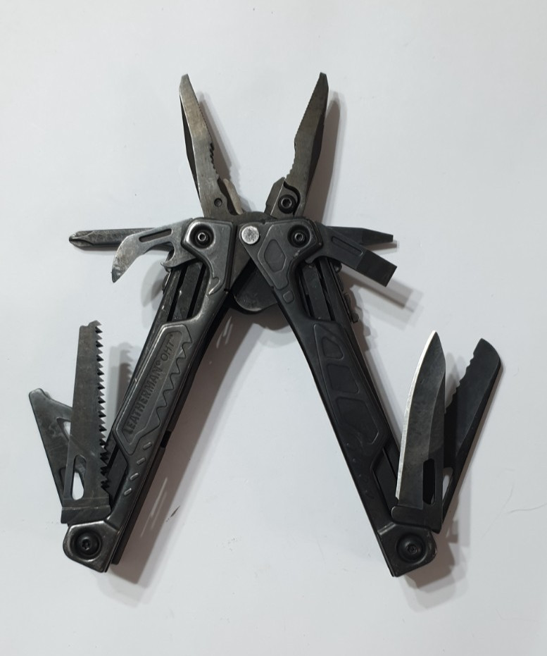 🔥🔥 Leatherman OHT Cayote Tan BO One Hand Tool Rare Retired