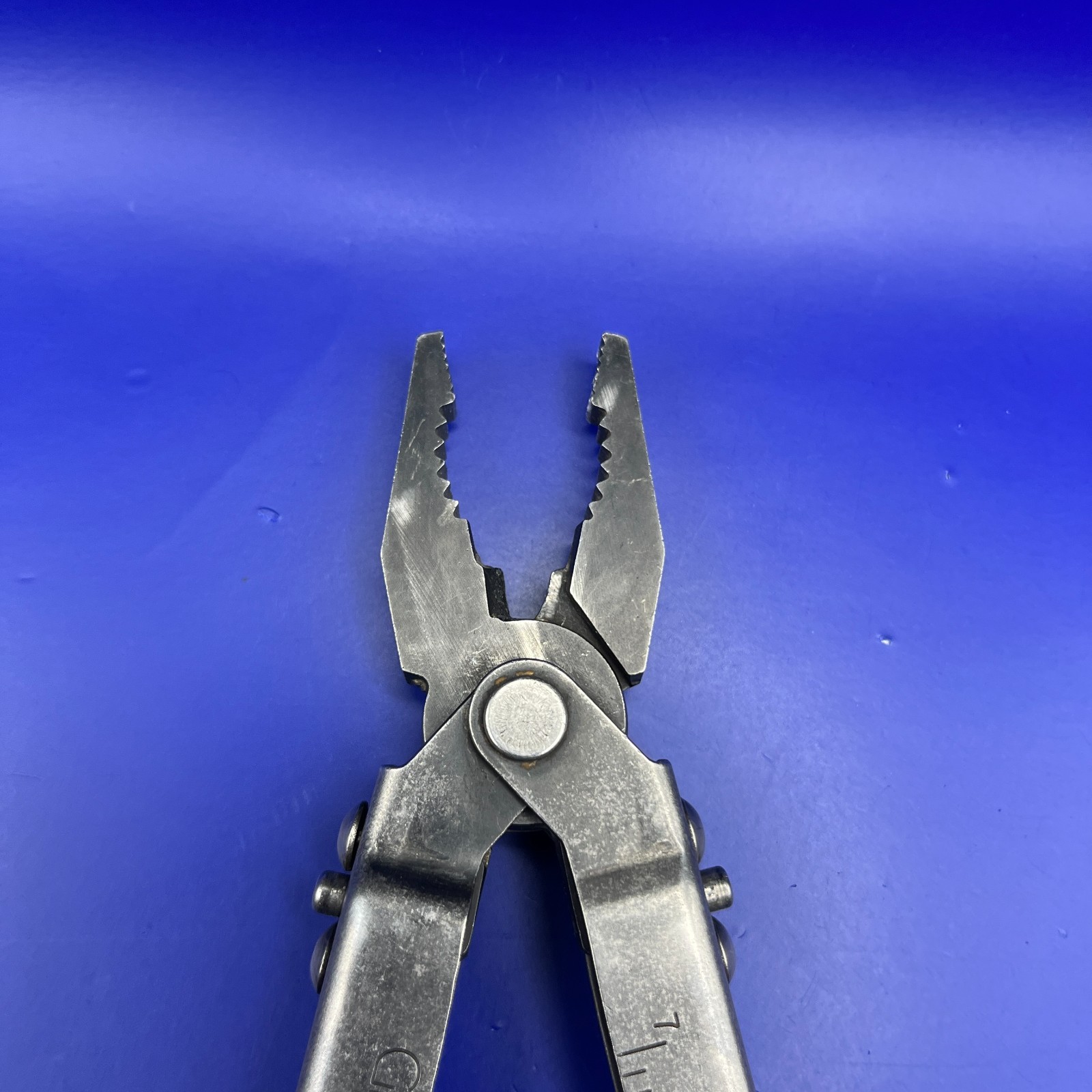 Vintage Gerber MP600 Black Oxide Multi-tool