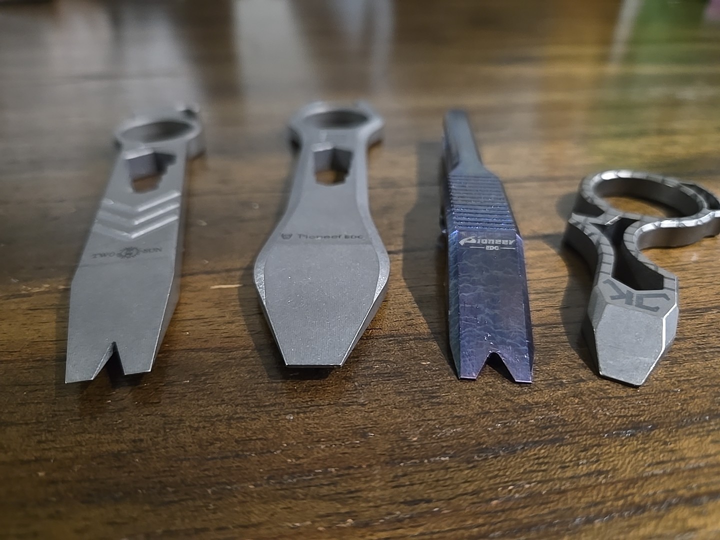 Titanium Pry Bar Multitool Set . Brand New Never Used .