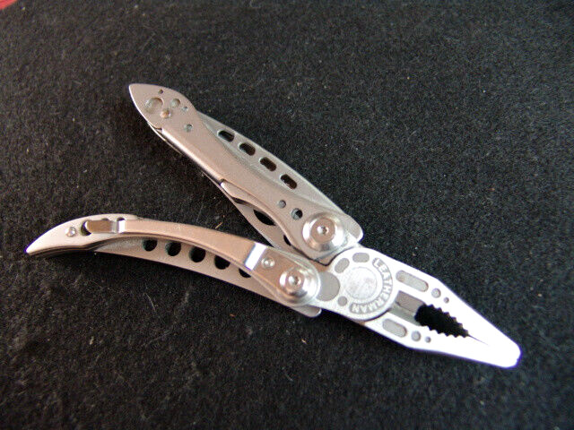 LEATHERMAN -FREE STYLE -DISCONTINUED-BLACK-MULTI TOOL–EXCELLENT
