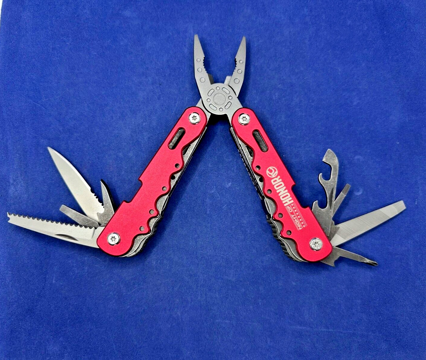 BaseCamp Multi Mate Multi-tool with Nylon Sheath (A273)