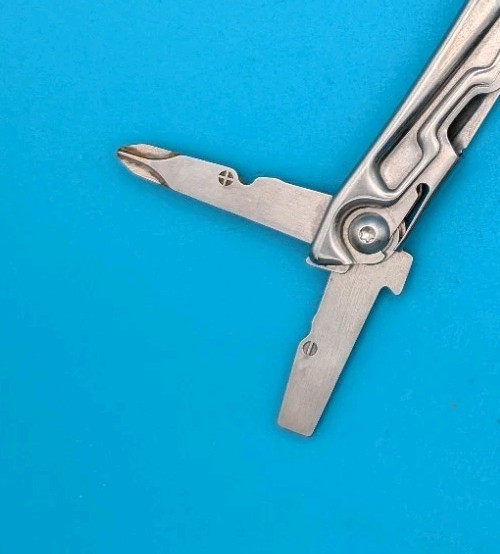Leatherman Bolster 13 Tool Stainless Steel Multi-Tool!