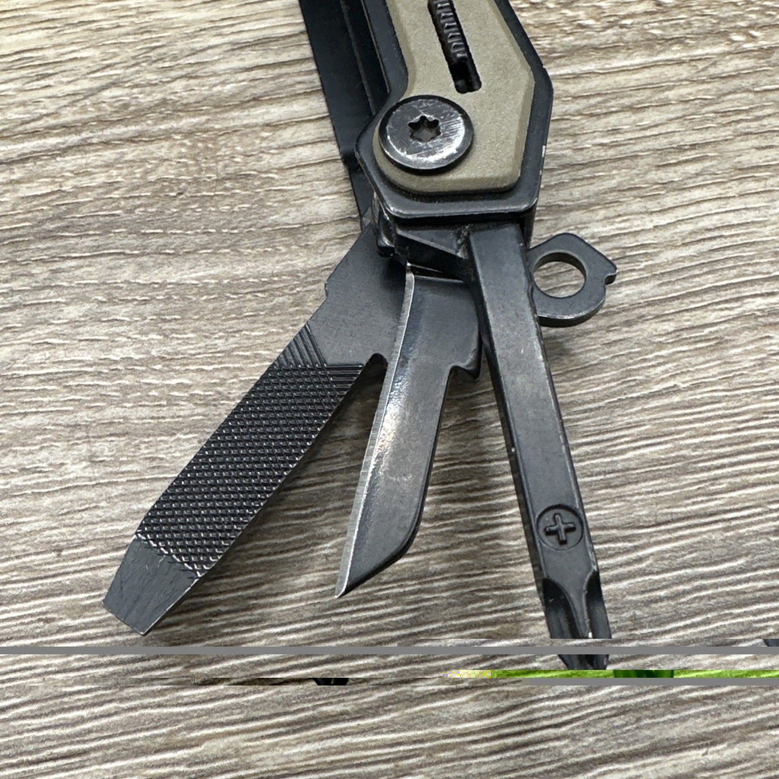 Blackhawk! Everyday Carry EDC Multi-Tool