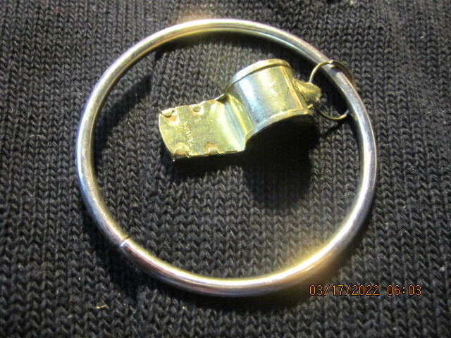 Brass Safety Attack Bracelet Whistle to Wear