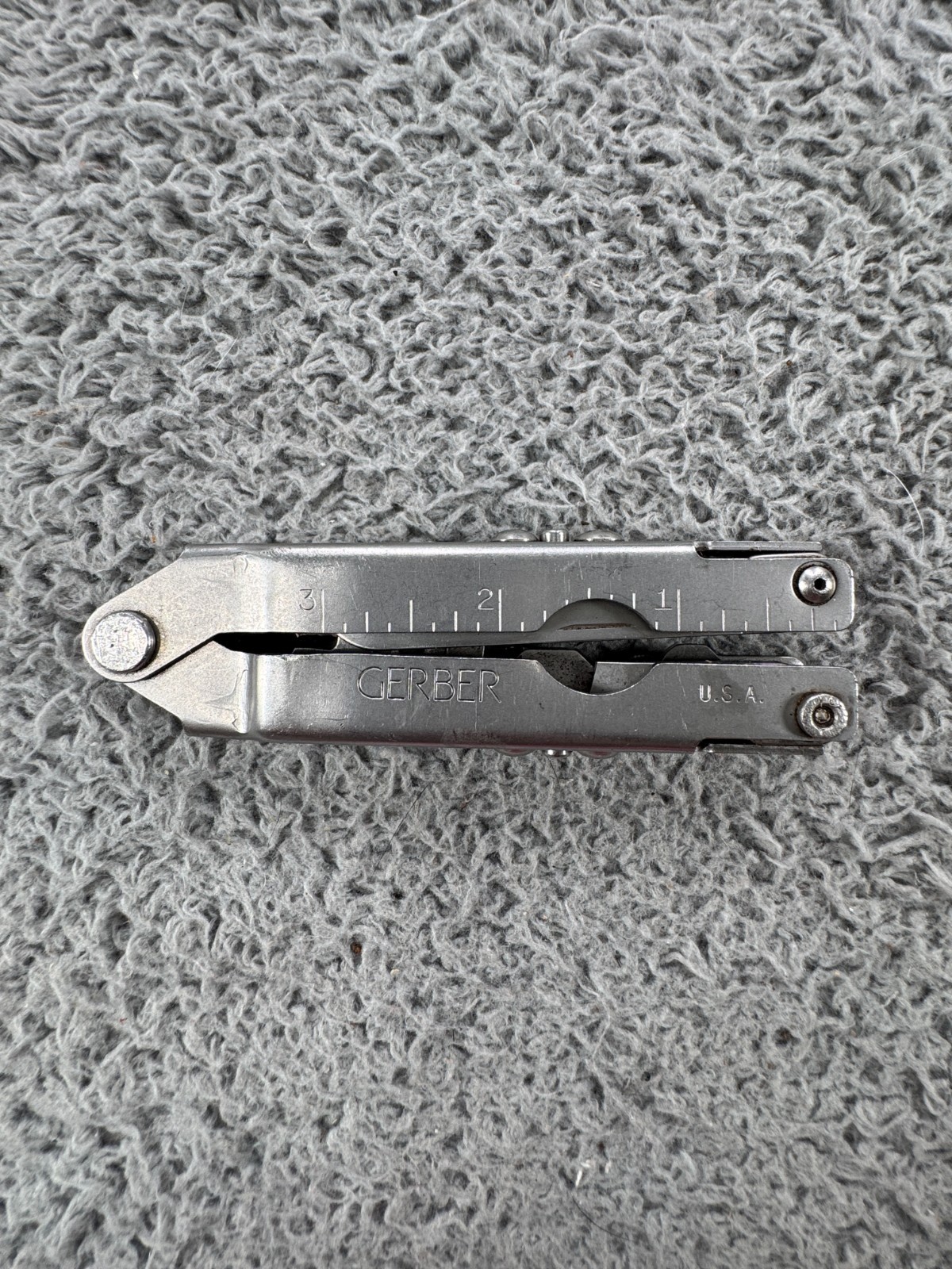 Gerber Multi-Plier 600, Carbide Cutters, Bluntnose – Gray