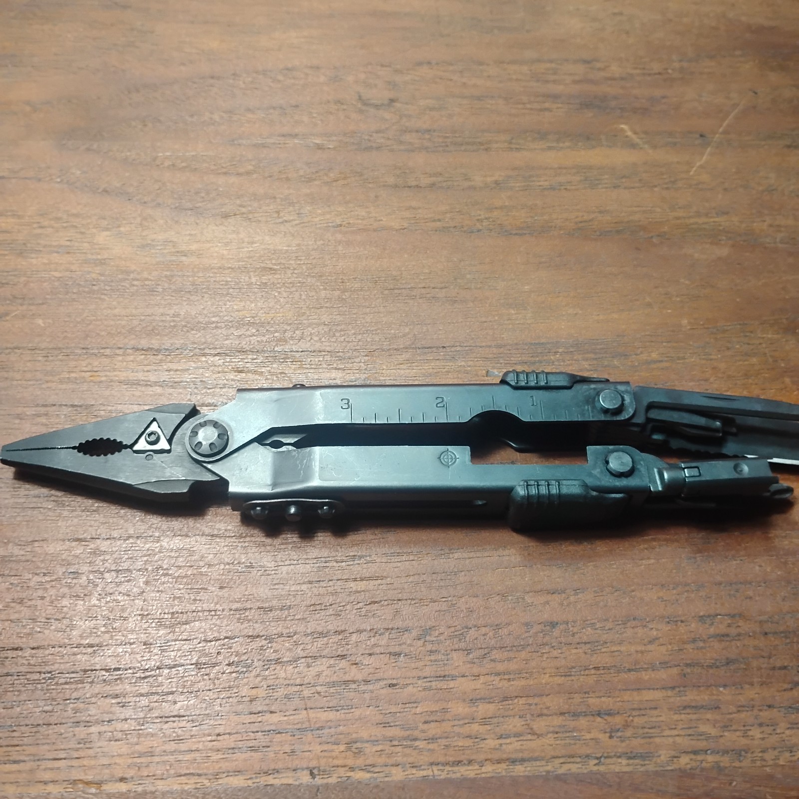 Gerber Multiplier MP600ST (Sight Tool) Black Oxide Multi-Tool Needle Nose Pliers
