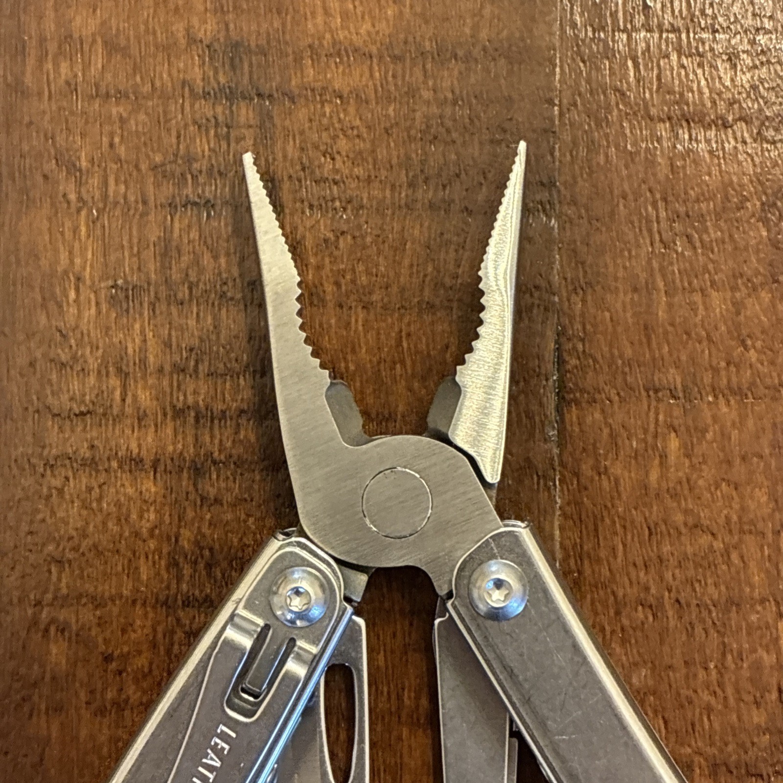 Leatherman Wingman 14 Tools Multi-Tool – Stainless Steel – Excellent