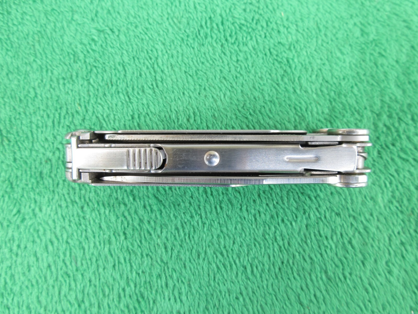 Leatherman Wave Multi Tool Folding Knife w/ Sheath #240