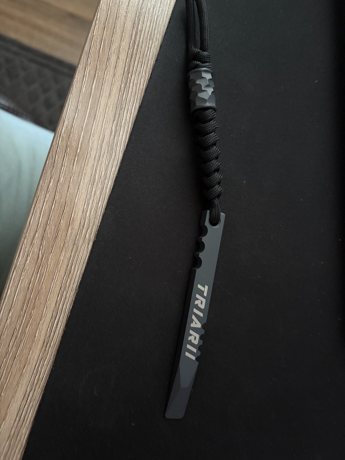 Triarii pry bar Version 2 (Brand New) Never used, Titanium EDC Pry Bar
