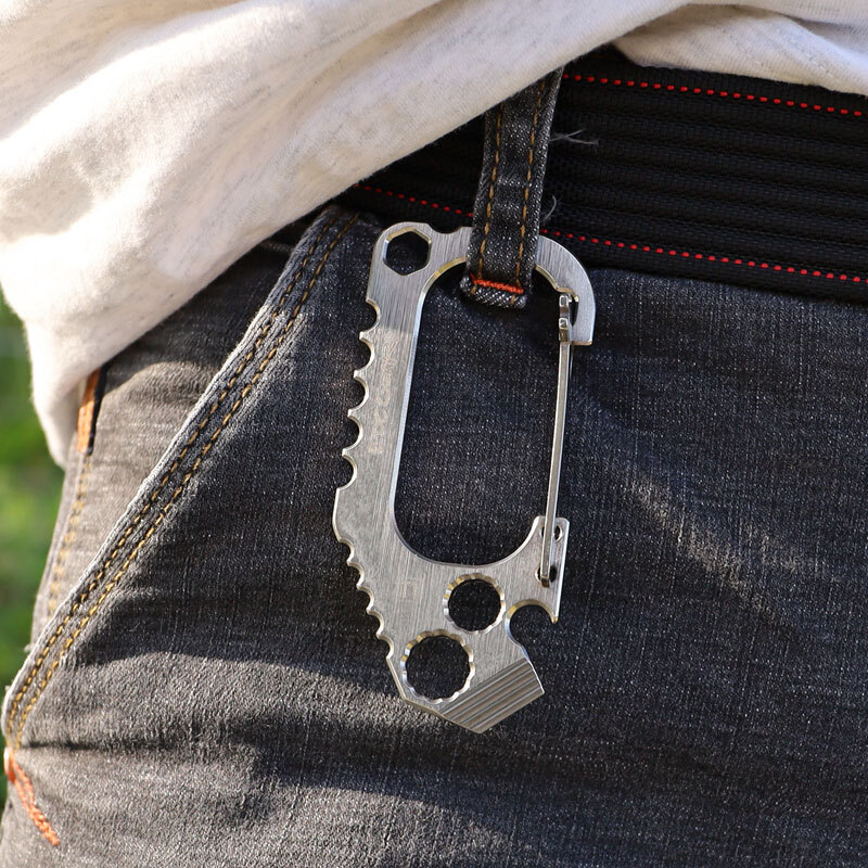 EDCgear Titanium Alloy Multi Tools Keychain Carabin Opener Crowbar Outdoor