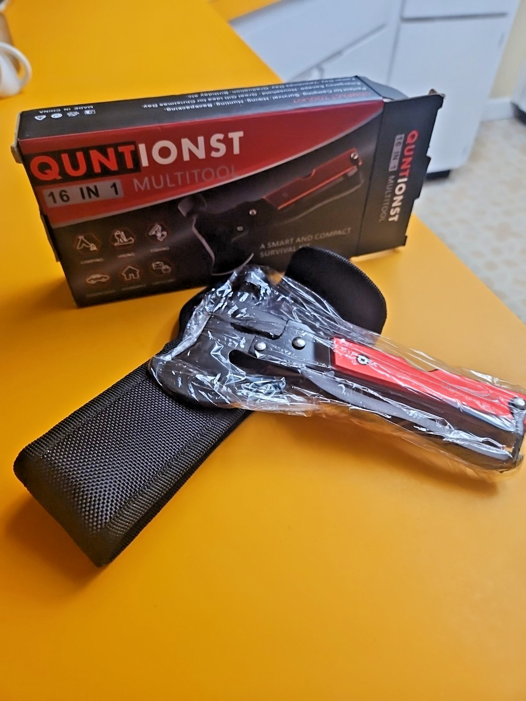 QuntionSt 16 in 1 Multitool Hammer Knife Bottle Opener Wire Cutter Pliers NIB