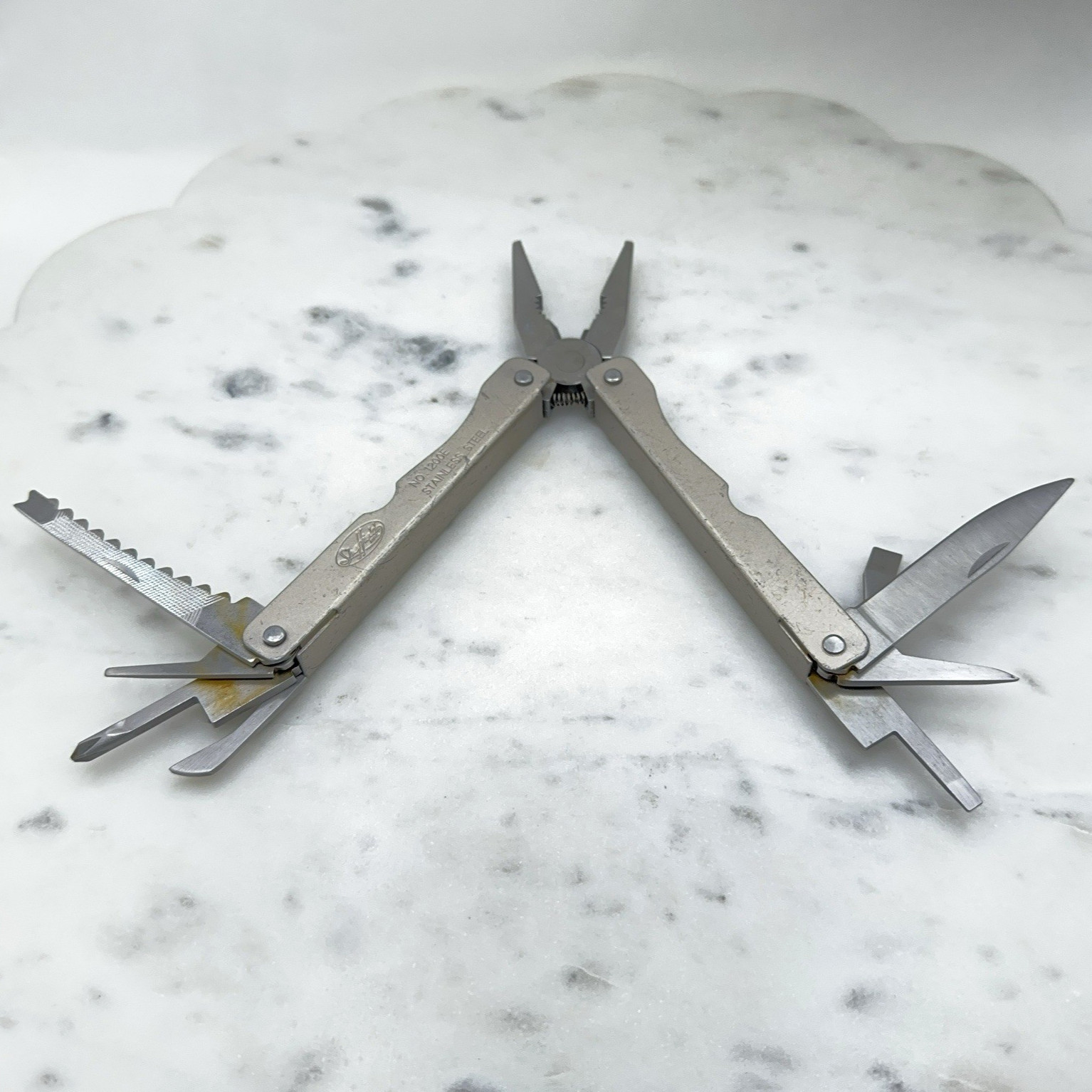 Sheffield Stainless Steel Multi Tool Pliers Saw Screwdriver Pocket Knife 1200E