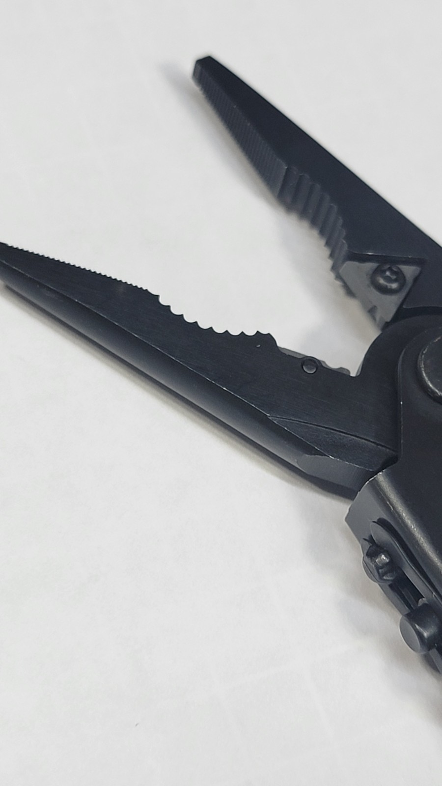 Gerber MP600 Black MultiTool Multiplier USGI Military Pocket Plier Tool Only NOS