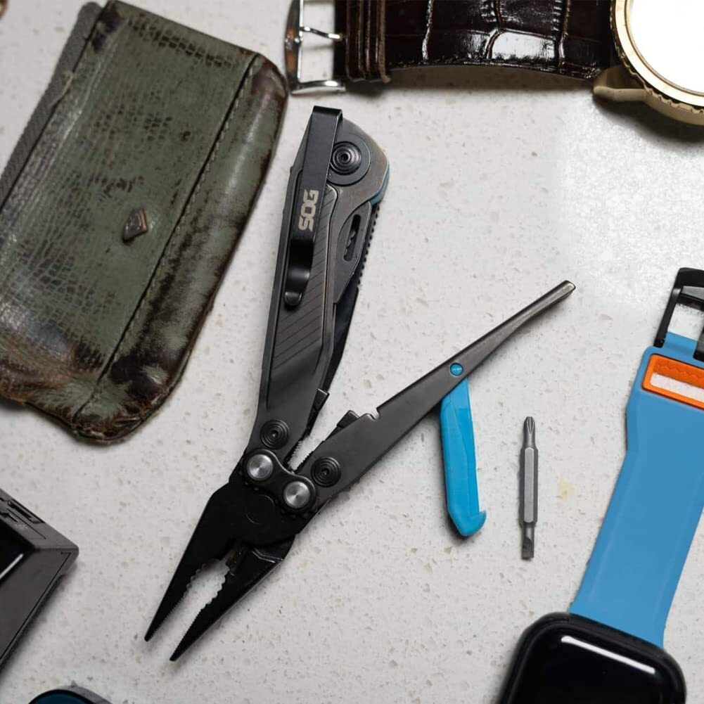 New Sog Flash MT Multi Tool Cyan SOG-29-55-02-41