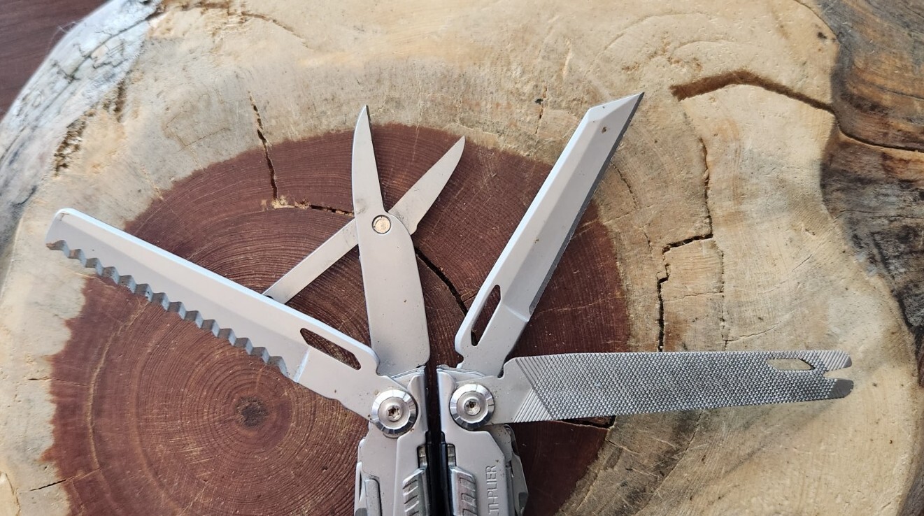 Rare Discontinued Gerber Multi Plier Flik Fisherman Multitool – Excellent N15