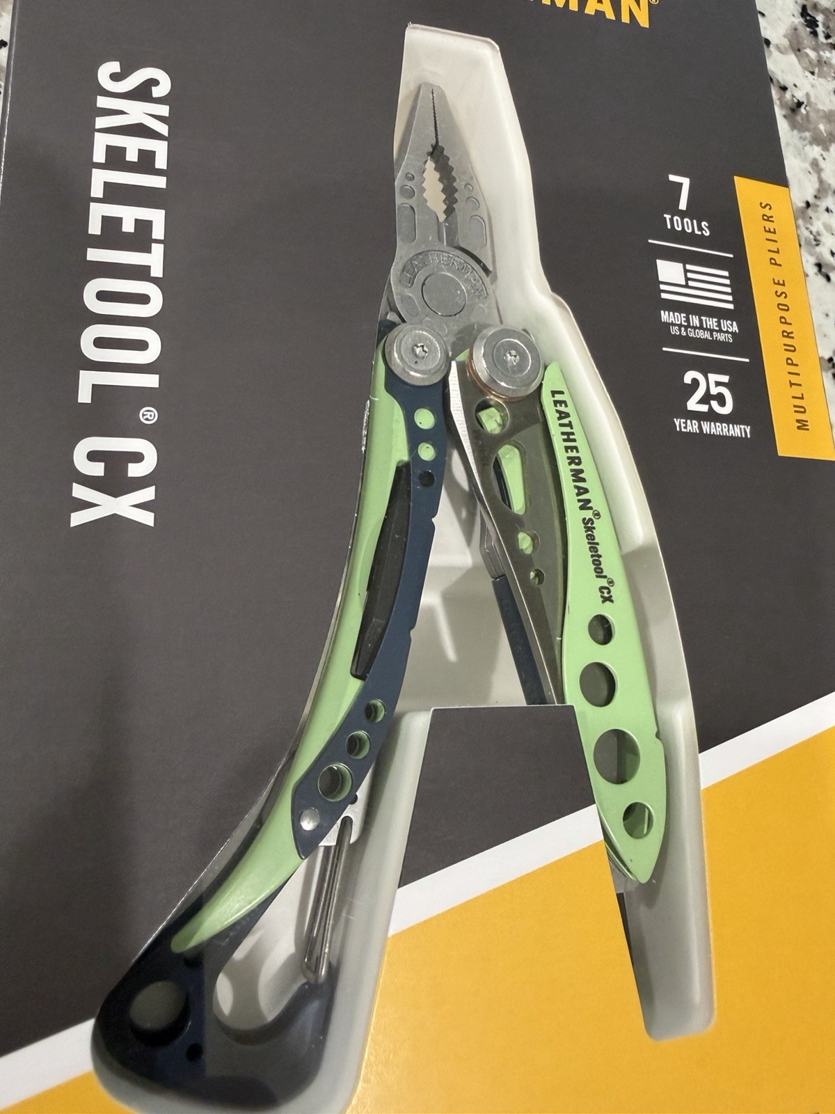 Authentic Leatherman Skeletool CX Multi-Tool _Color: Verdant! 25 year Warranty