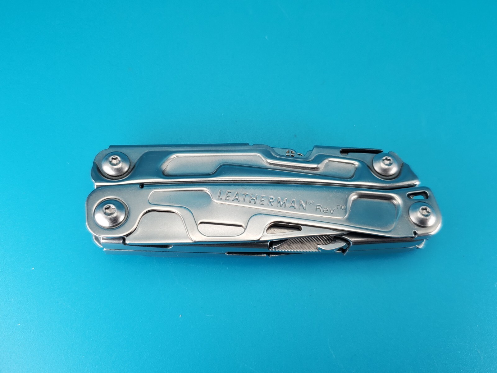 Leatherman Rev 3.8″ Multi-Tool, Stainless!